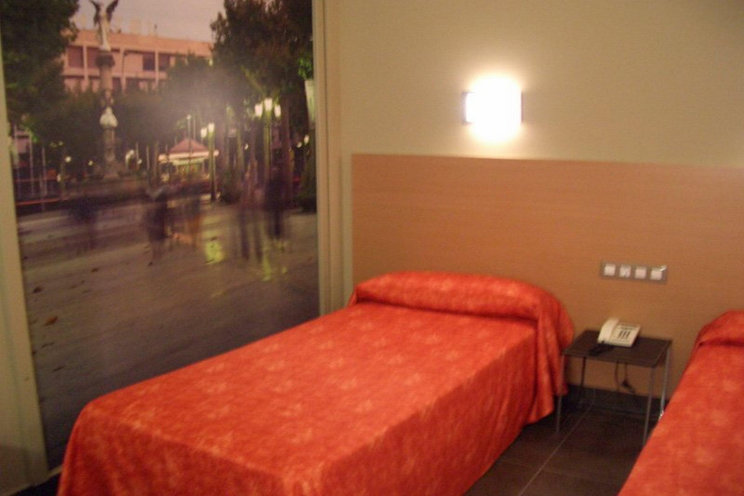 Hotel Pere III El Gran Vilafranca del Penedès Extérieur photo