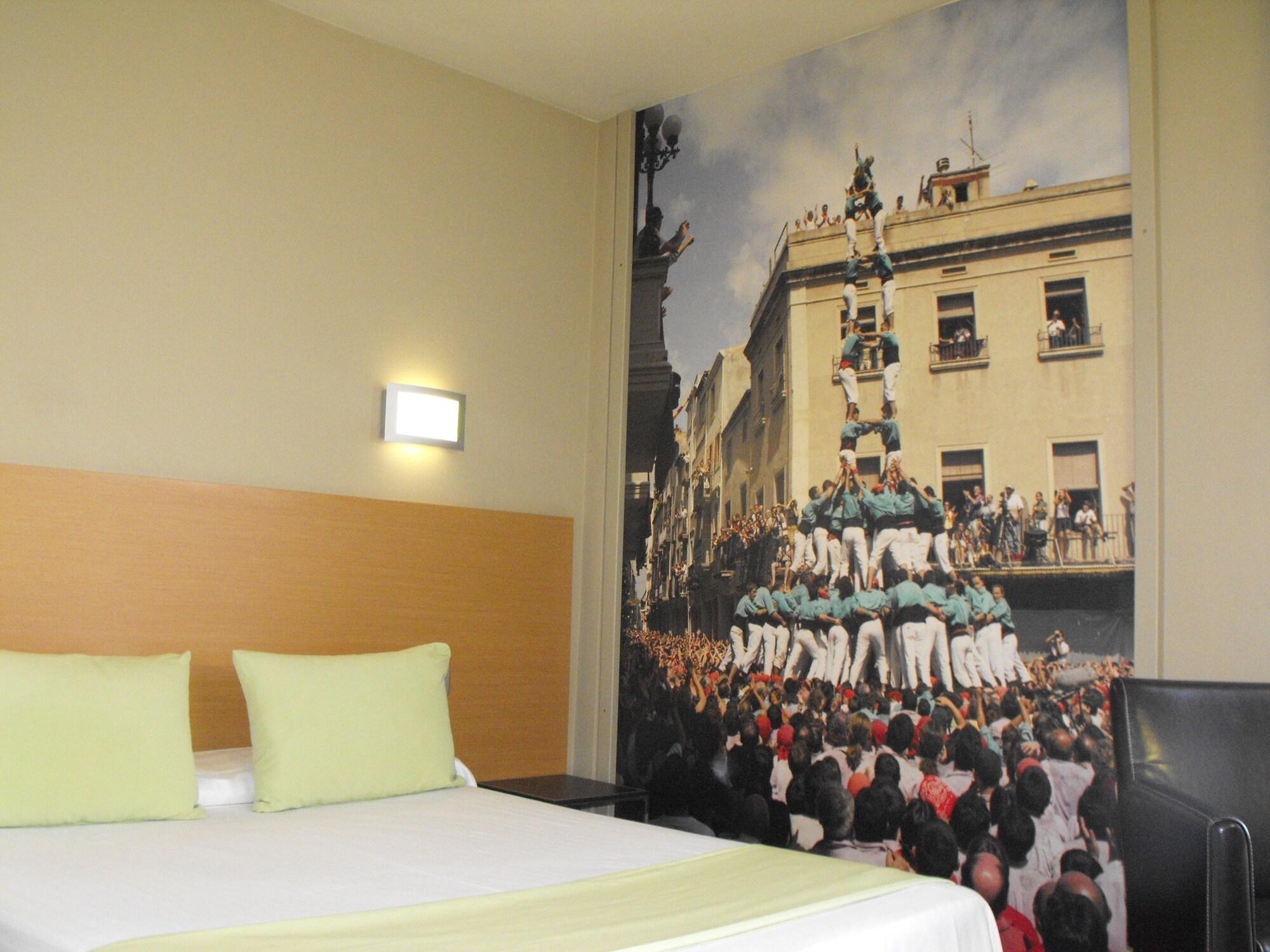 Hotel Pere III El Gran Vilafranca del Penedès Extérieur photo